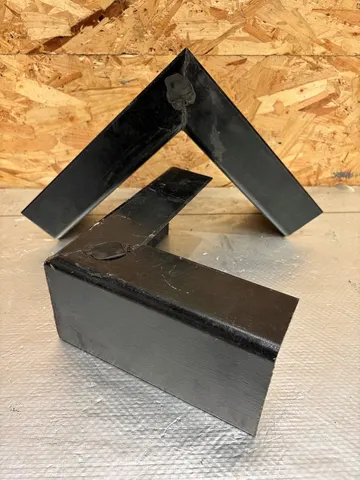 Product photo — GRP Corners 100/60mm Black Internal