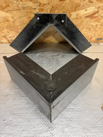 Product photo — GRP Corners T4 100/65mm Black Internal